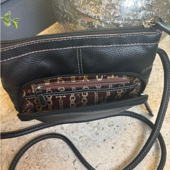 Tignanello Black Leather Crossbody Organizer Bag Purse Organizer Travel EUC - Picture 3 of 9